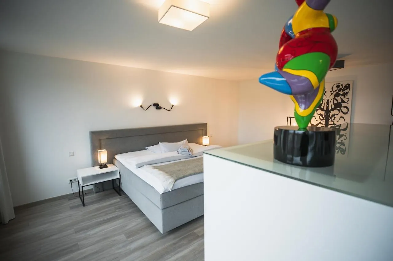 Hotel in Herrenhausen Hannover 3*,